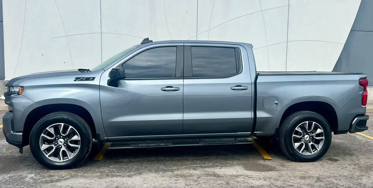 Chevrolet Silverado 1500 photo Chevrolet Silverado 1500