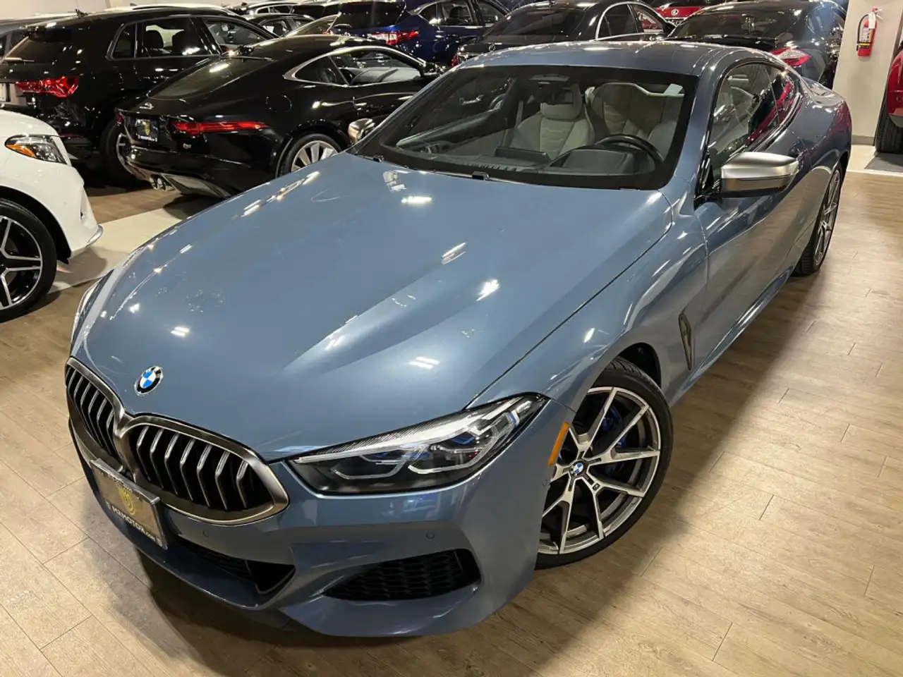 BMW 8 Series photo BMW 8 Series