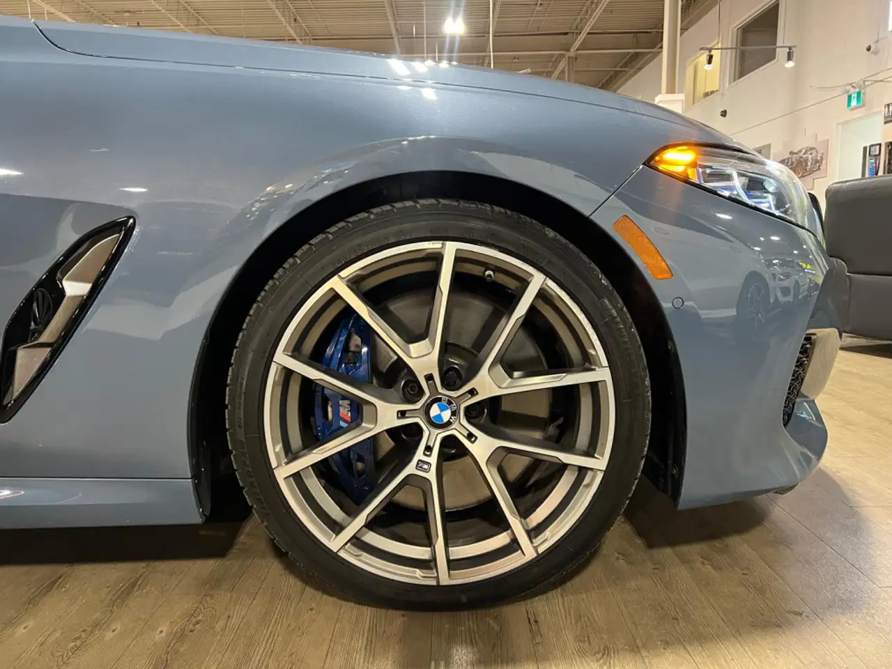 BMW 8 Series photo BMW 8 Series
