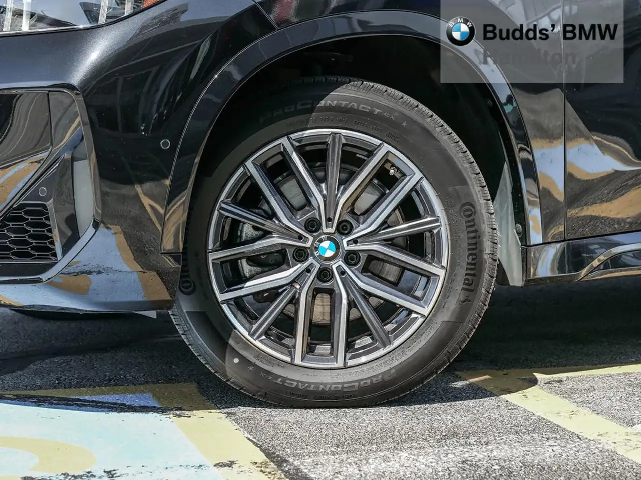 BMW X1 photo BMW X1