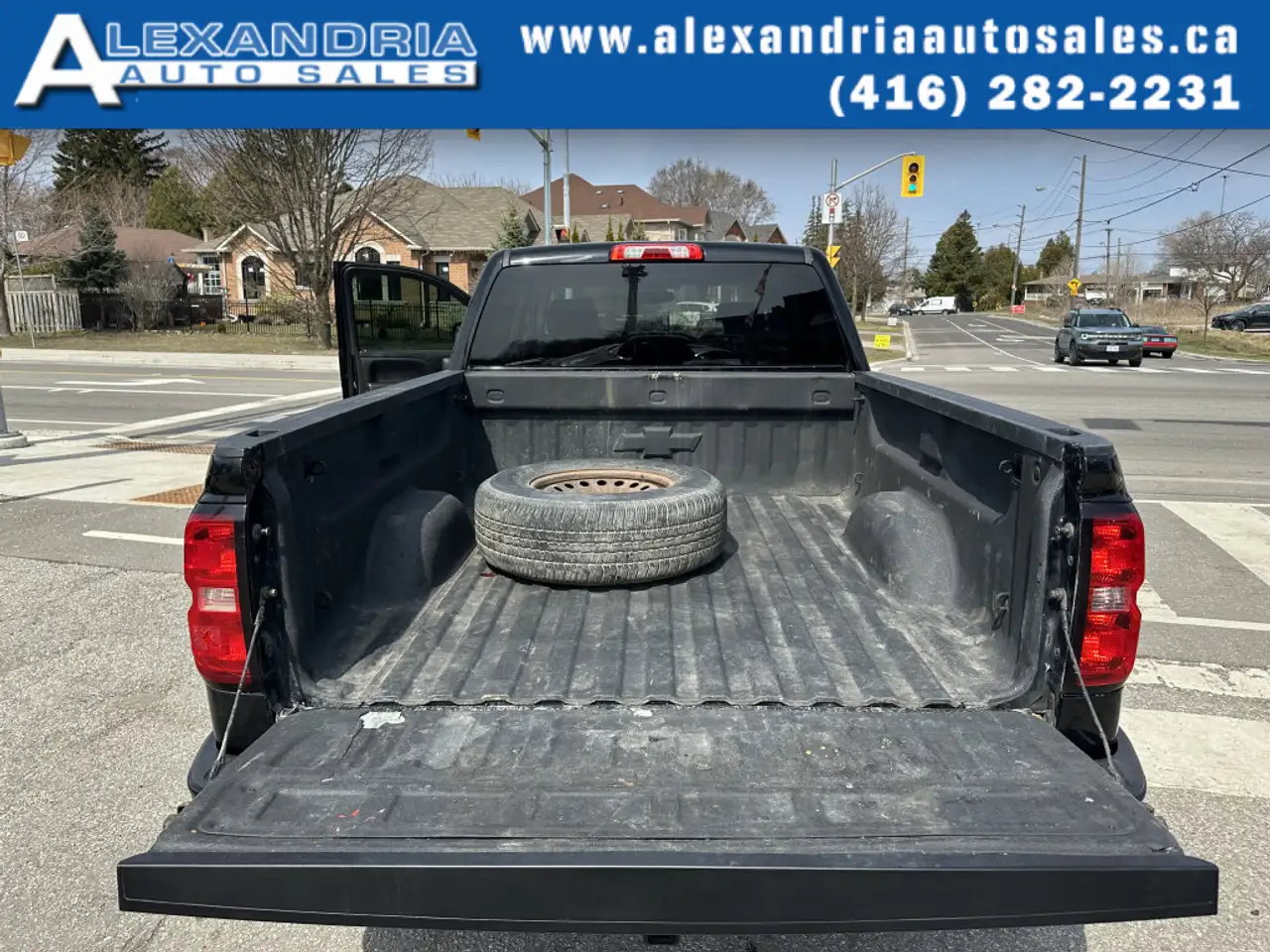 Chevrolet Silverado 1500 снимка Chevrolet Silverado 1500