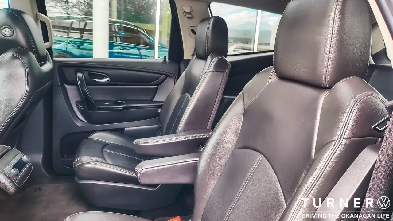 Chevrolet Traverse photo Chevrolet Traverse