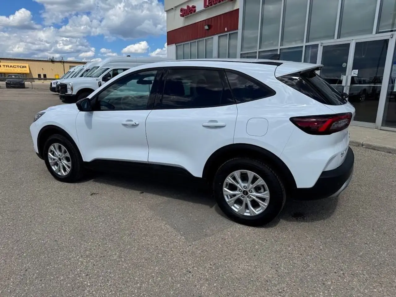 Ford Escape снимка Ford Escape