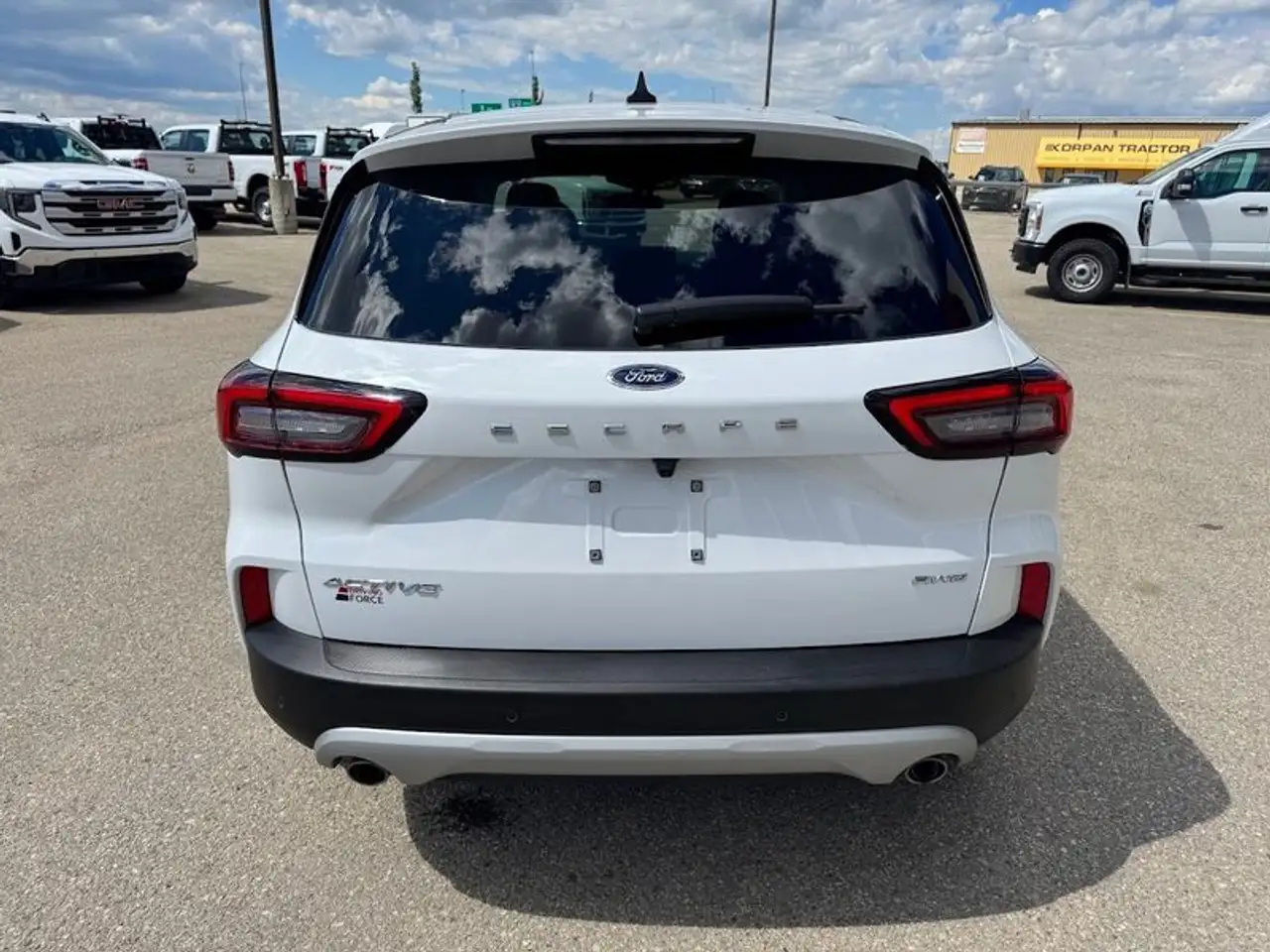 Ford Escape снимка Ford Escape