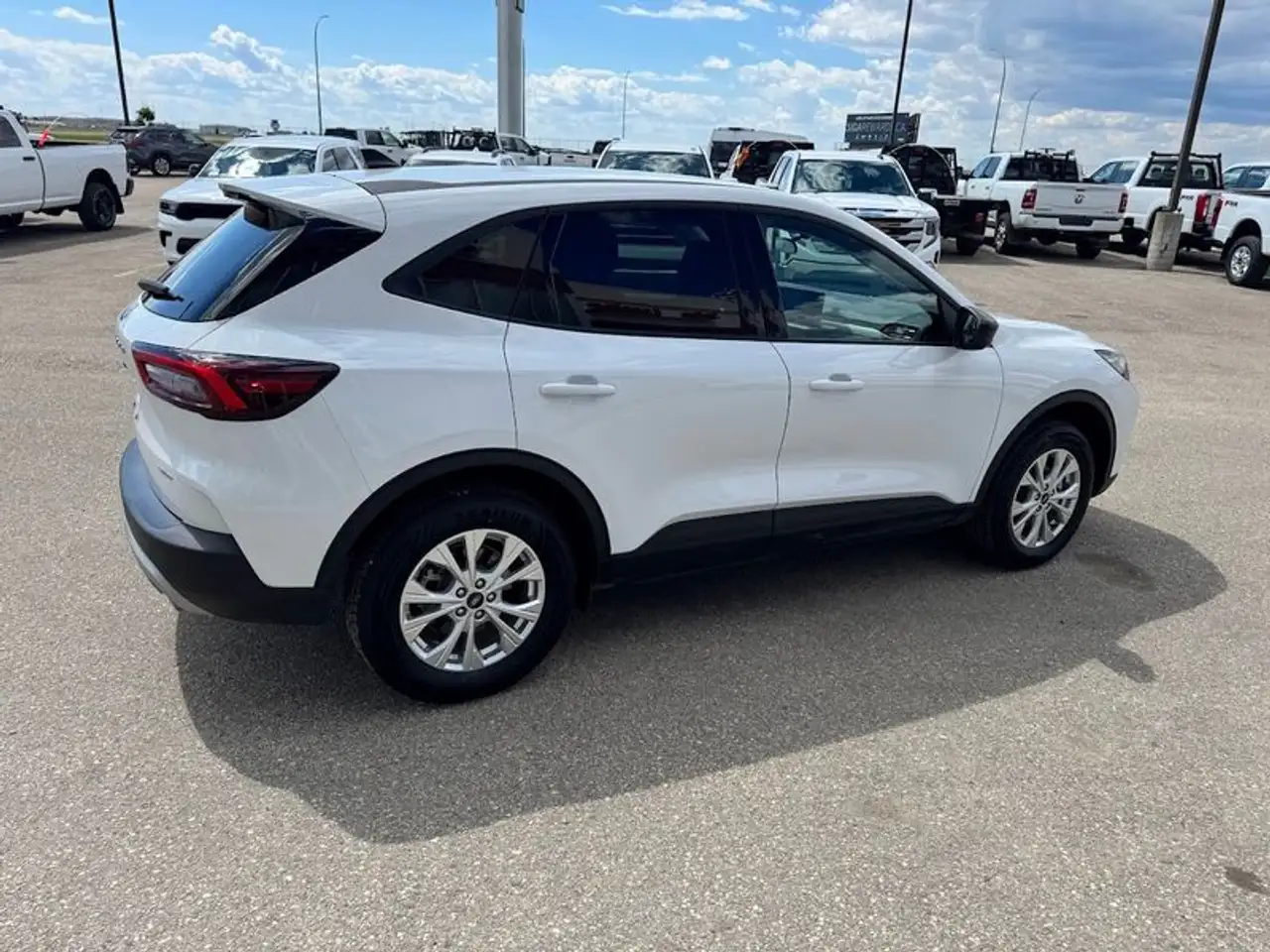 Ford Escape снимка Ford Escape