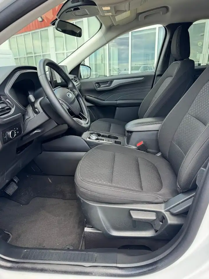 Ford Escape снимка Ford Escape