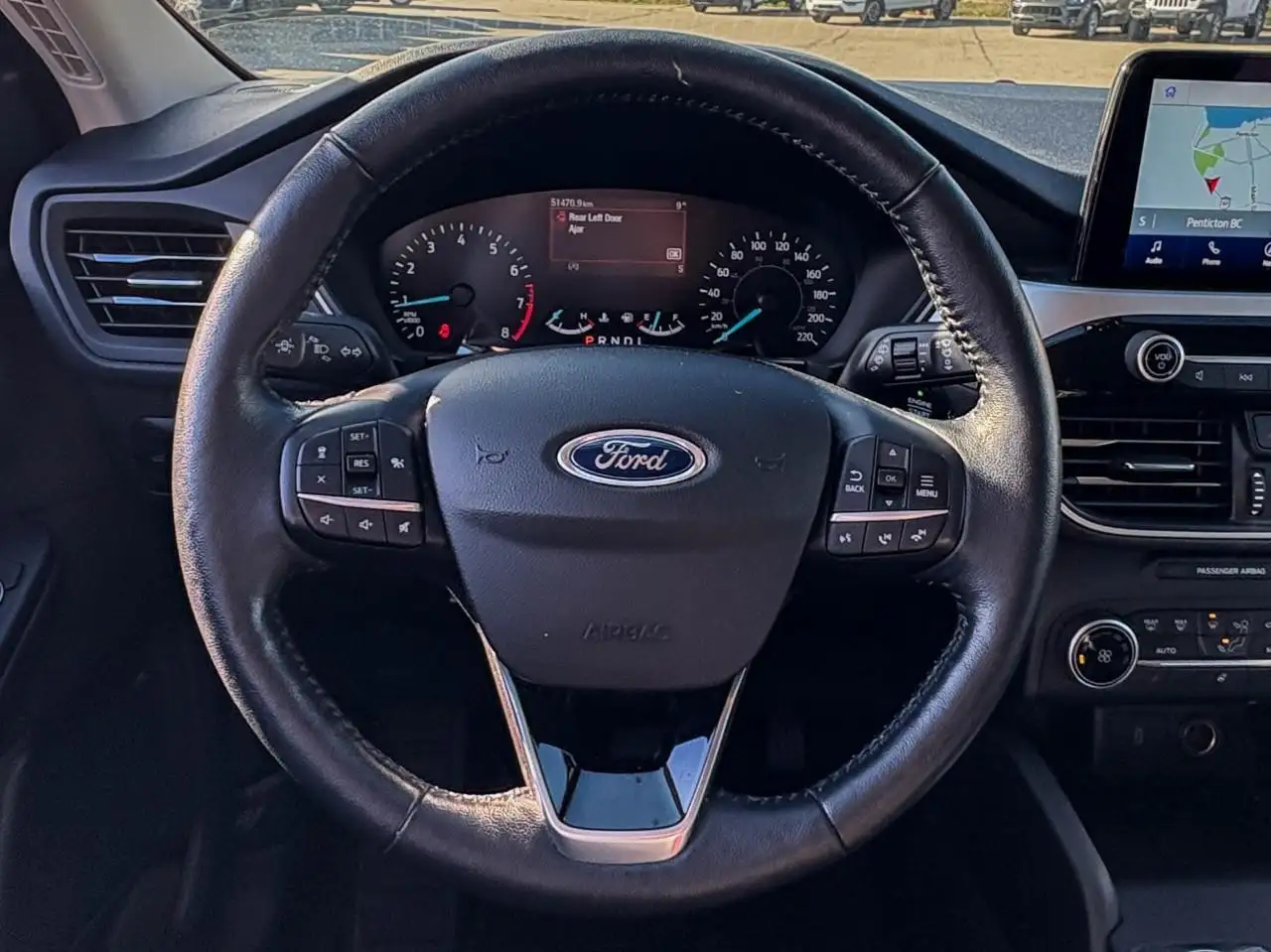 Ford Escape снимка Ford Escape
