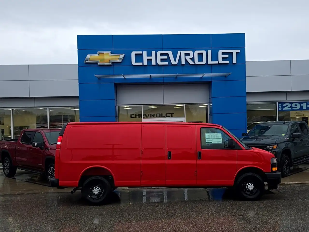 Chevrolet Express 2500 снимка Chevrolet Express 2500