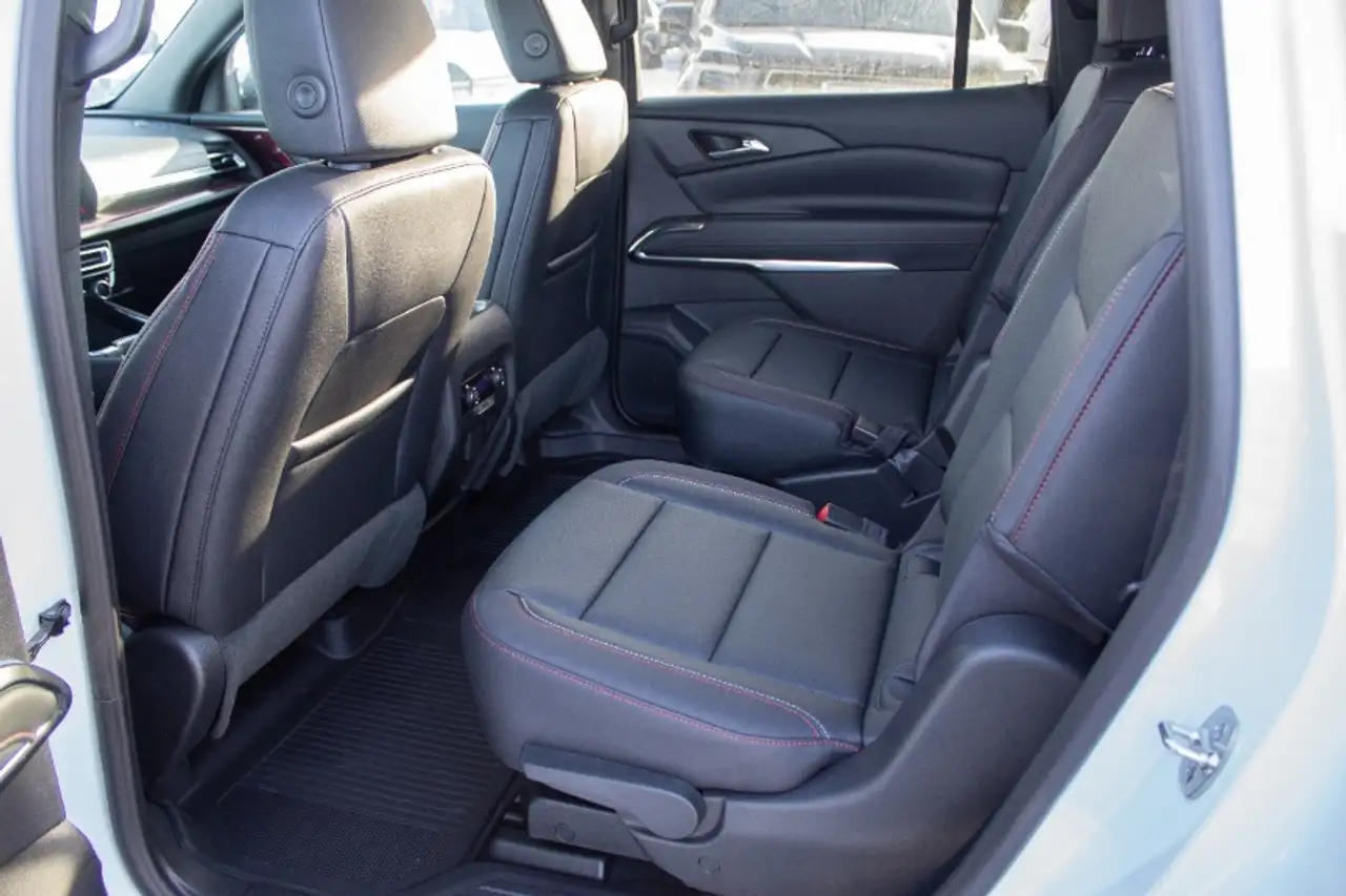 Chevrolet Traverse снимка Chevrolet Traverse