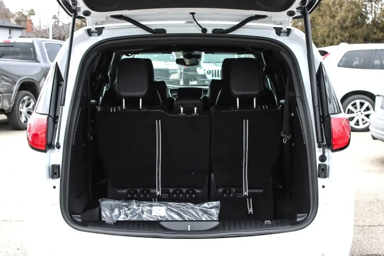 Chrysler Grand Caravan fotografie Chrysler Grand Caravan