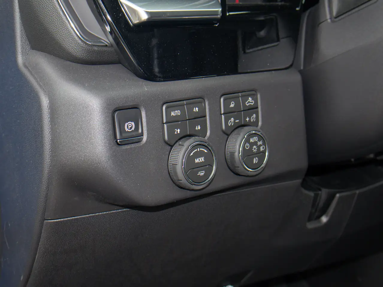 Chevrolet Silverado 1500 fotografie Chevrolet Silverado 1500