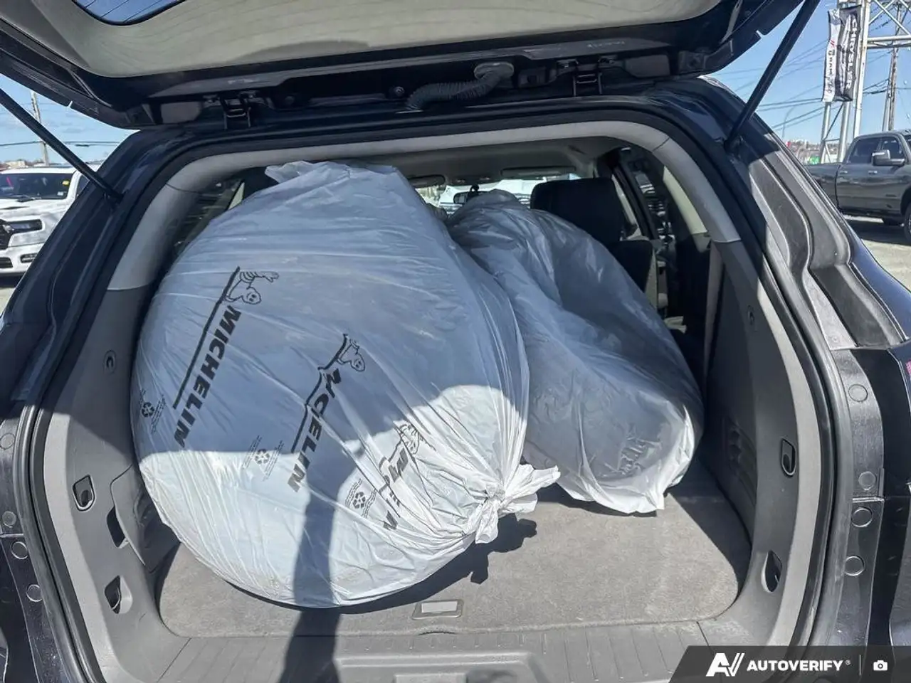 Chevrolet Traverse photo Chevrolet Traverse