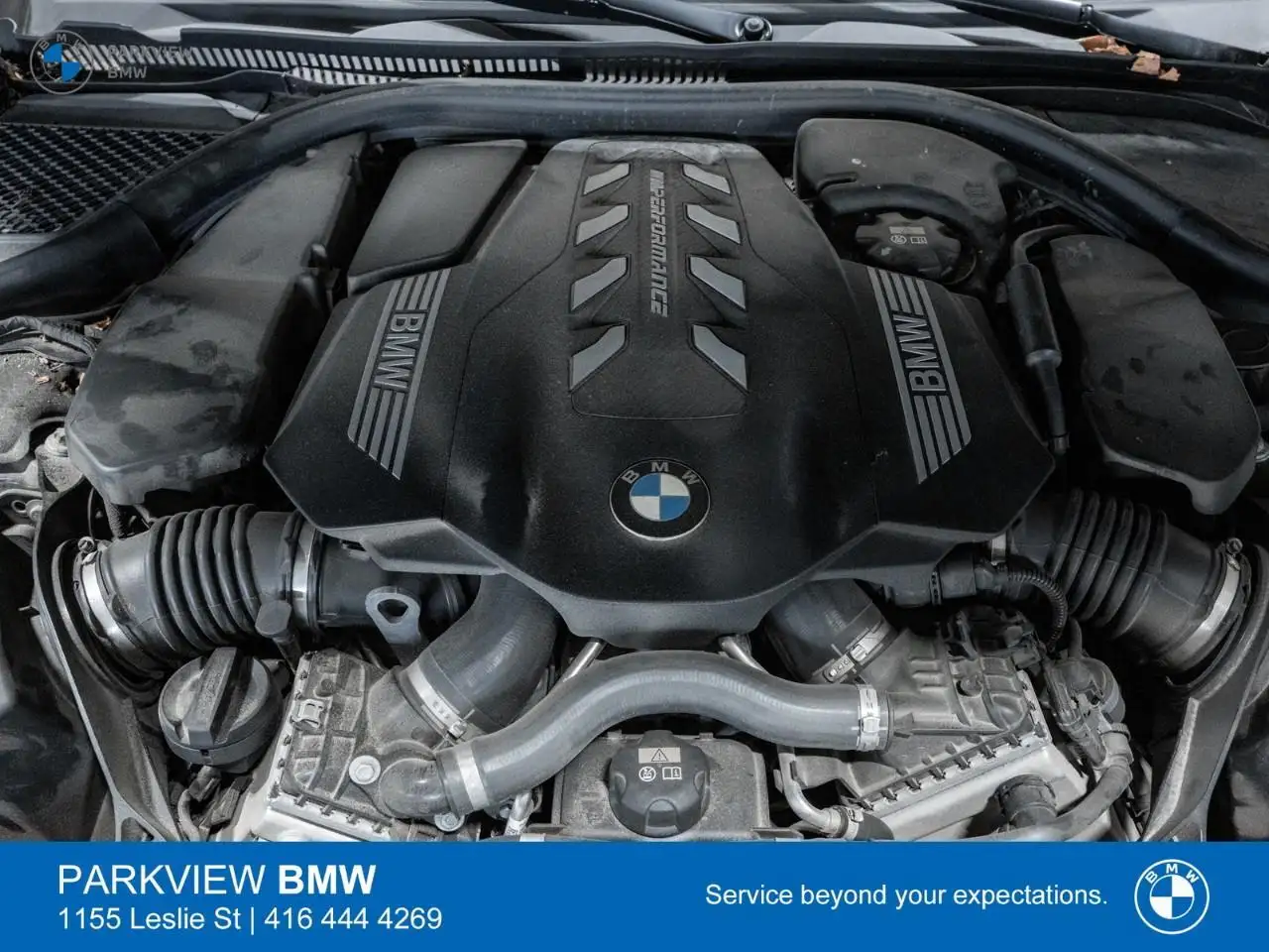 BMW 8 Series снимка BMW 8 Series