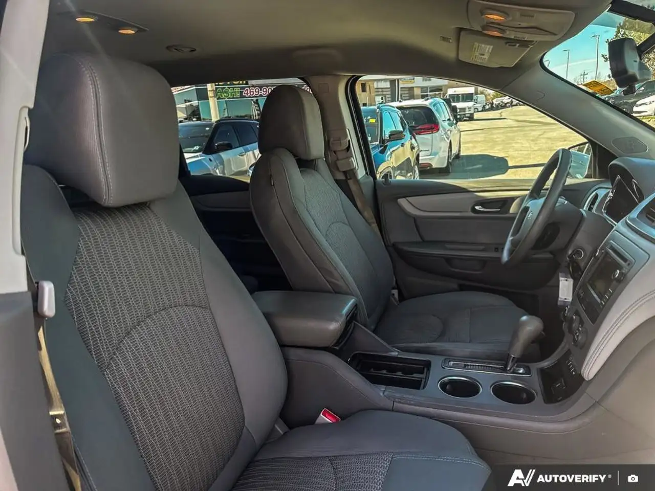 Chevrolet Traverse photo Chevrolet Traverse