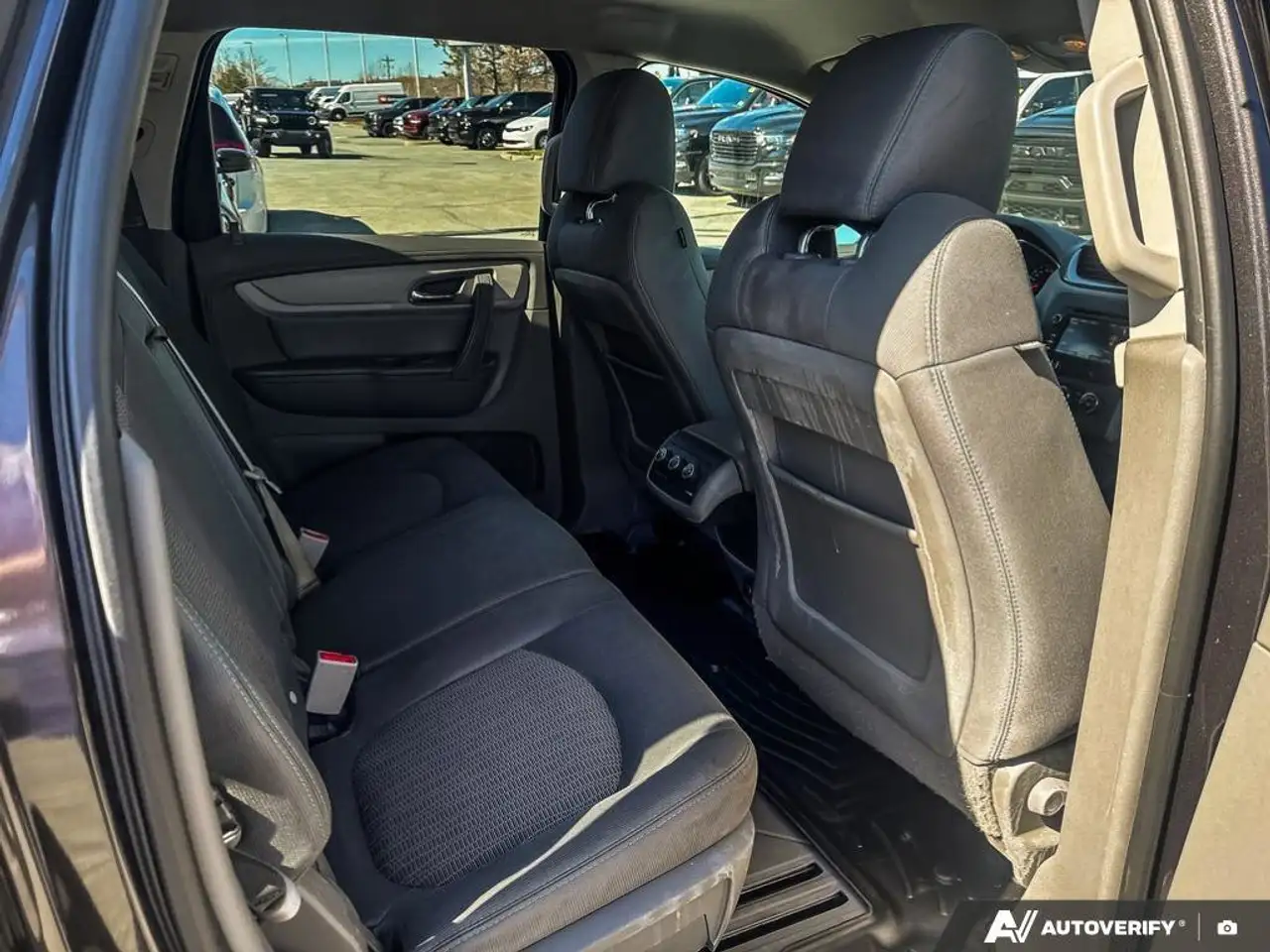 Chevrolet Traverse photo Chevrolet Traverse
