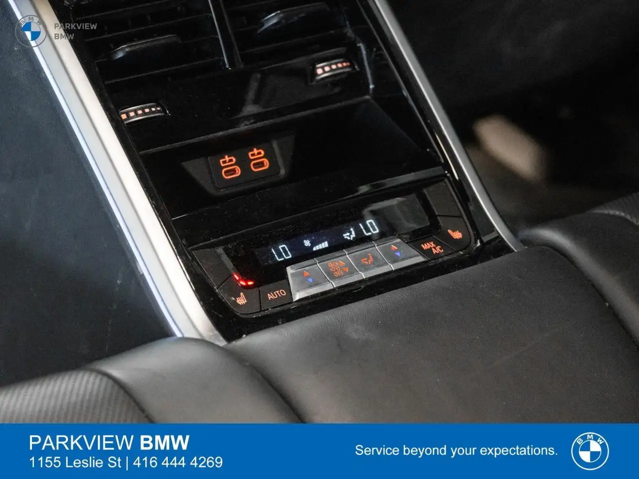 BMW 8 Series снимка BMW 8 Series