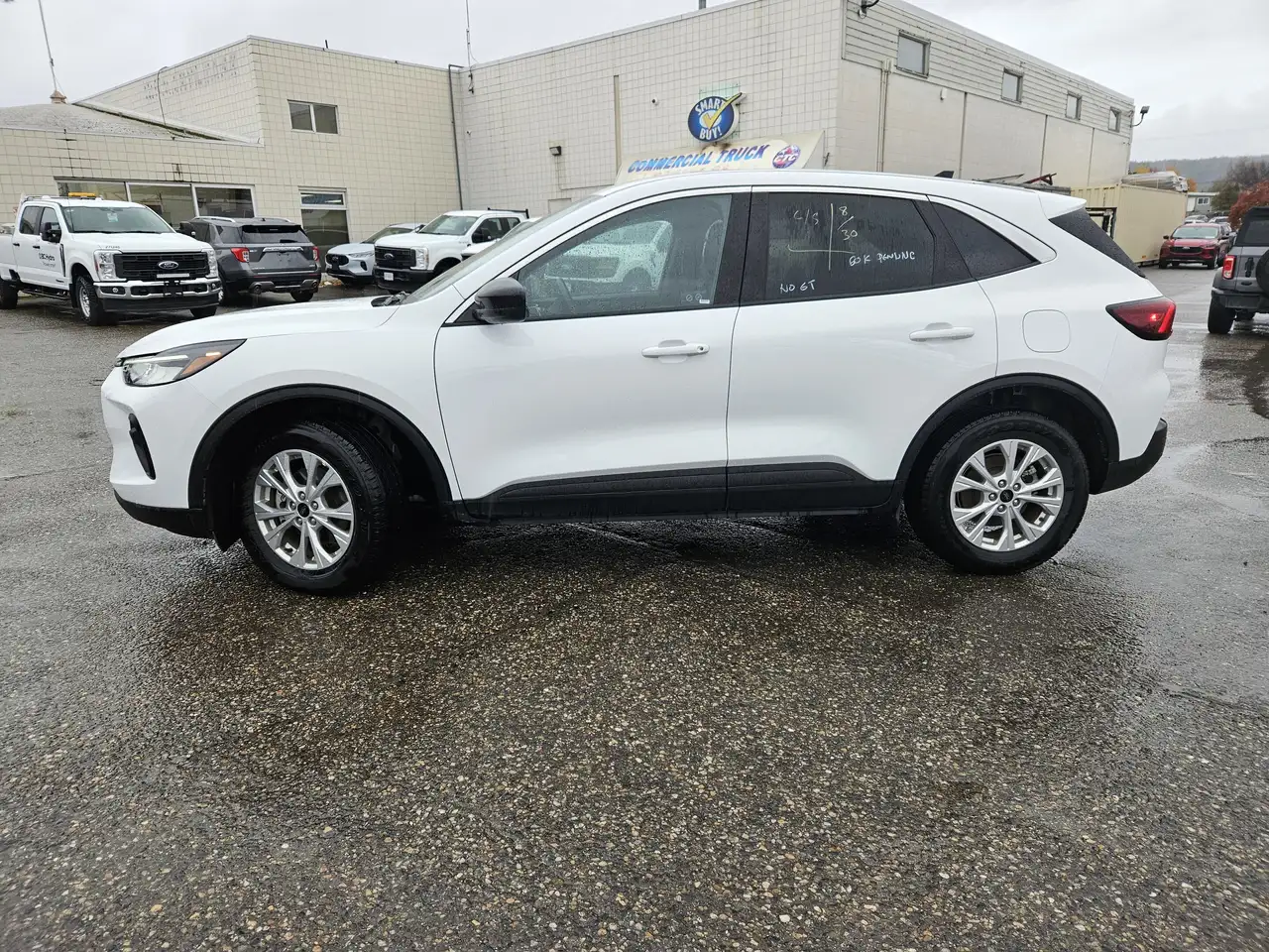 Ford Escape снимка Ford Escape