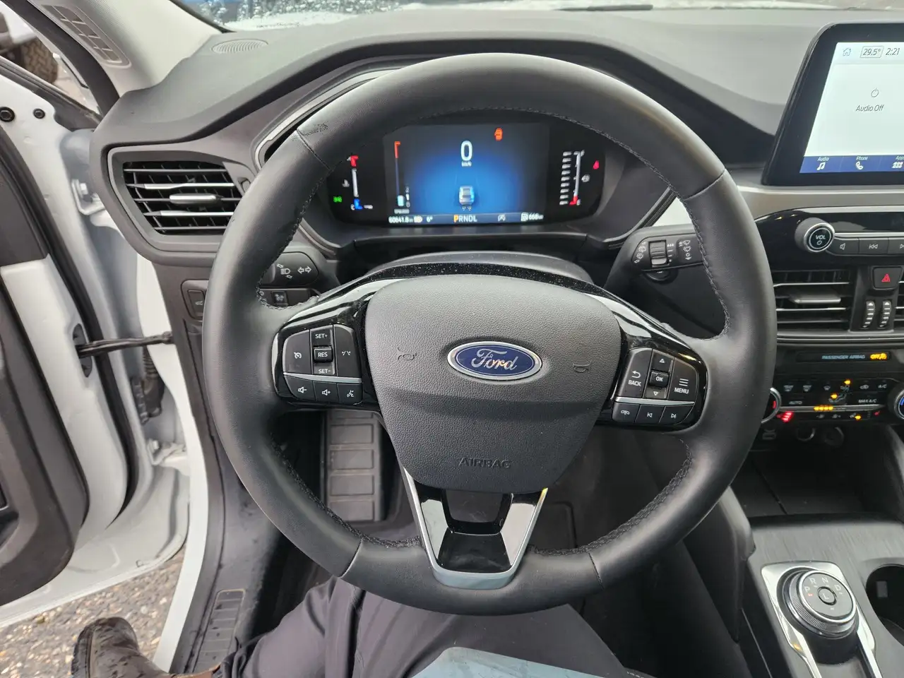 Ford Escape снимка Ford Escape