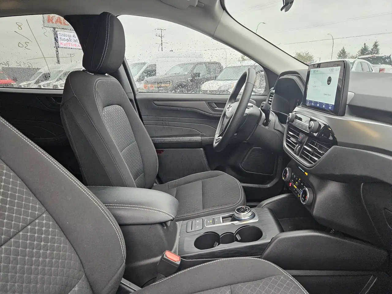 Ford Escape снимка Ford Escape
