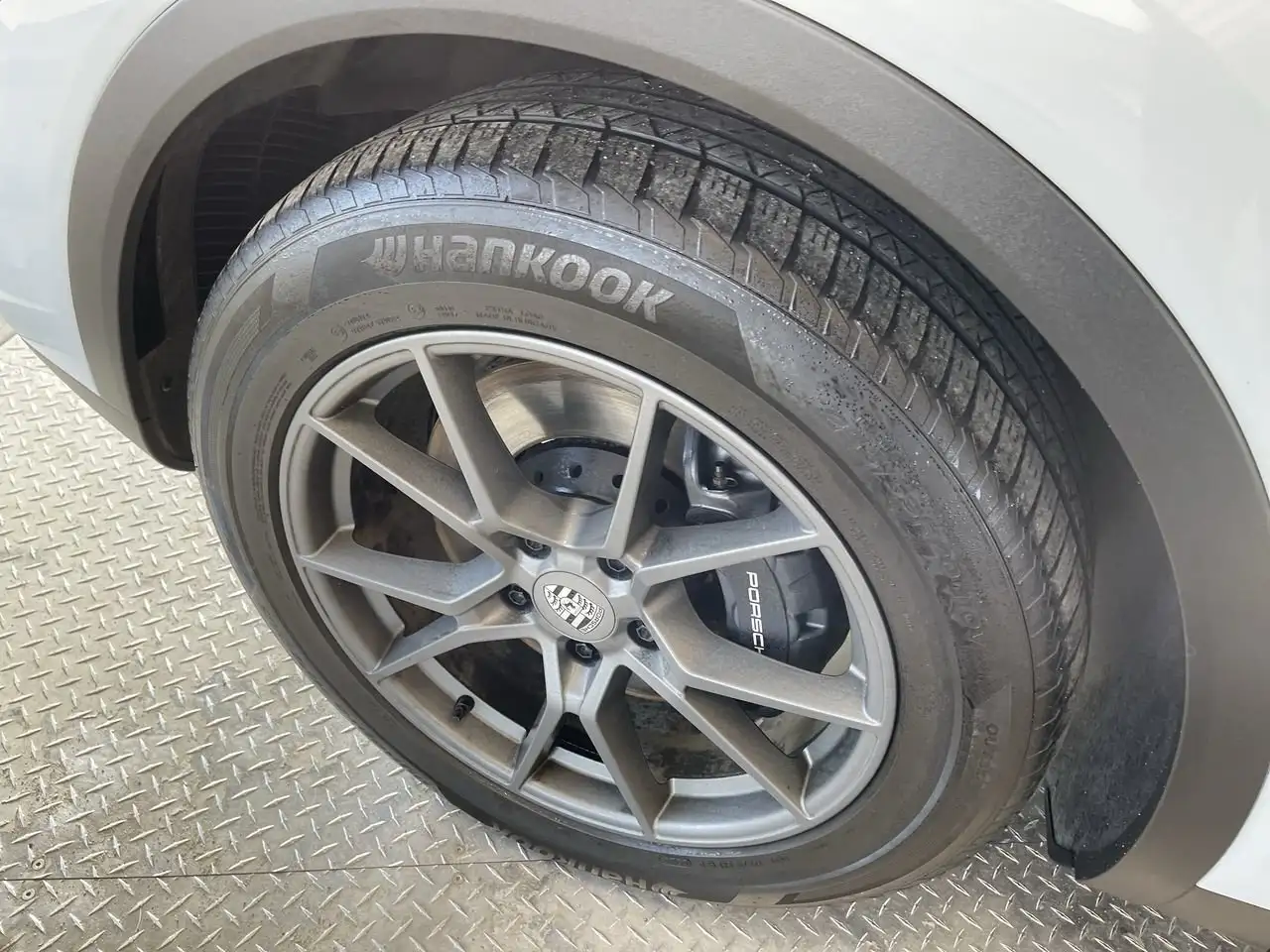 Porsche Cayenne photo Porsche Cayenne