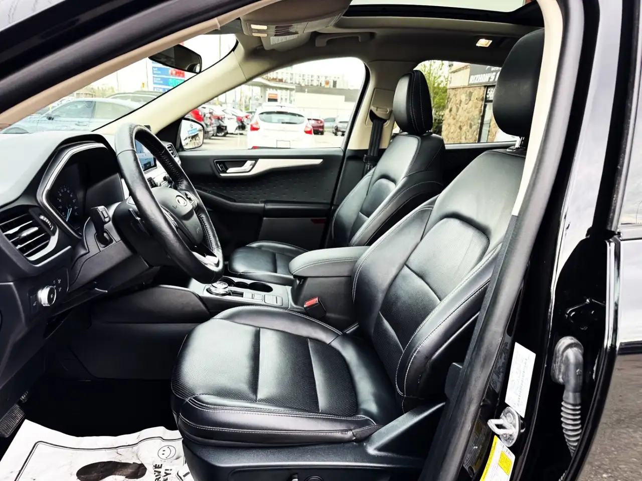 Ford Escape снимка Ford Escape
