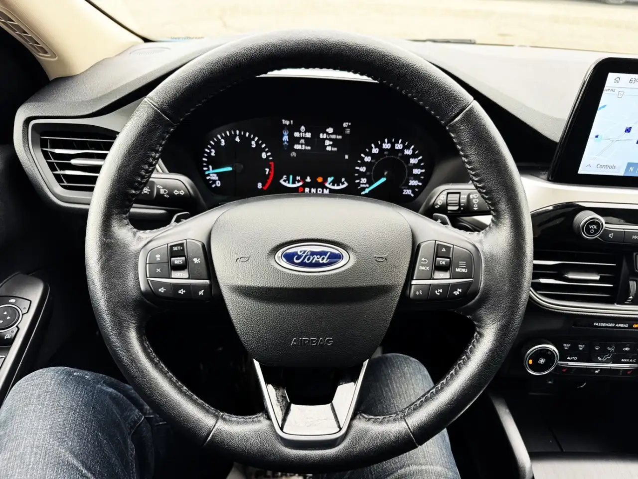 Ford Escape снимка Ford Escape