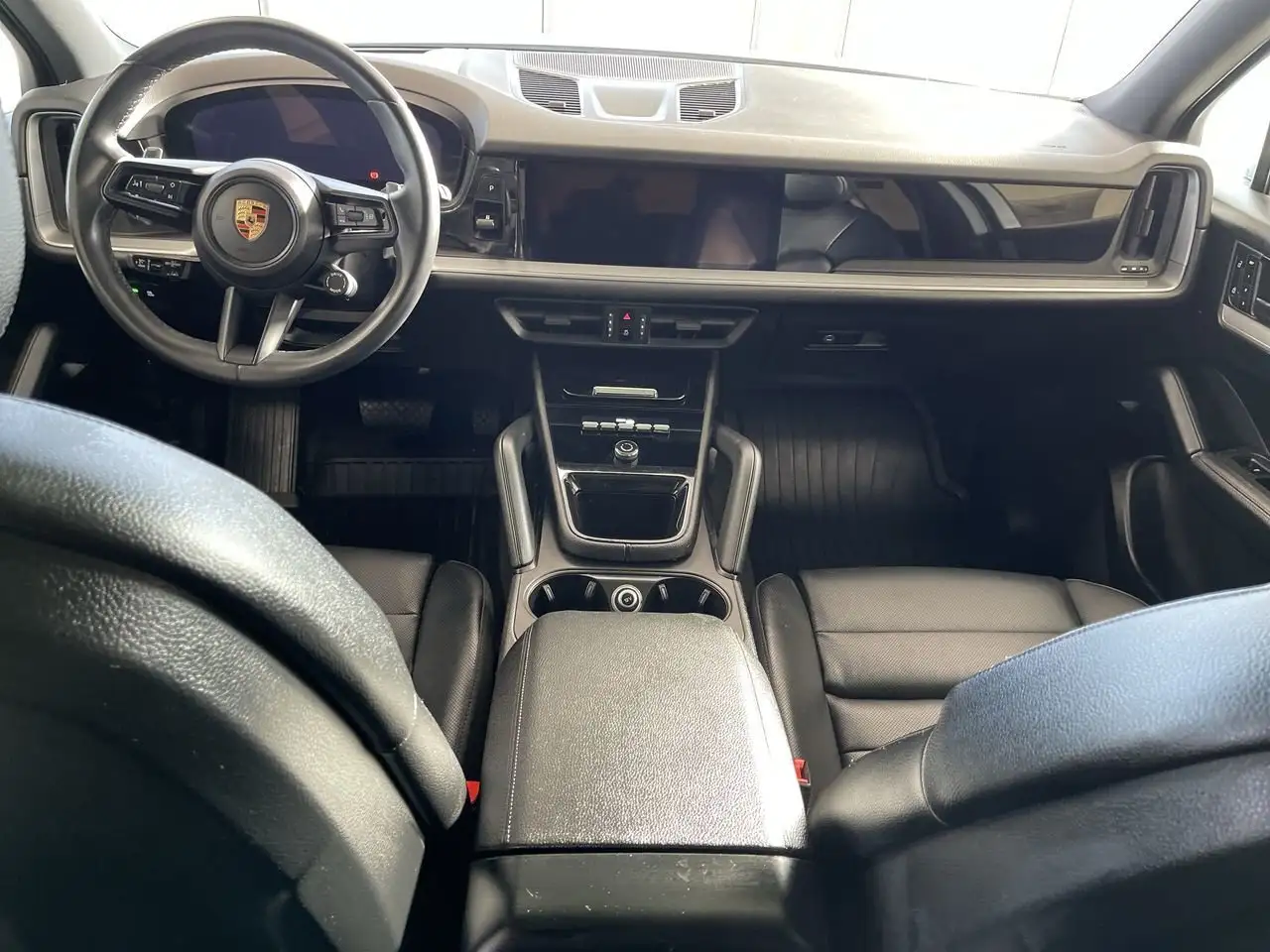 Porsche Cayenne photo Porsche Cayenne