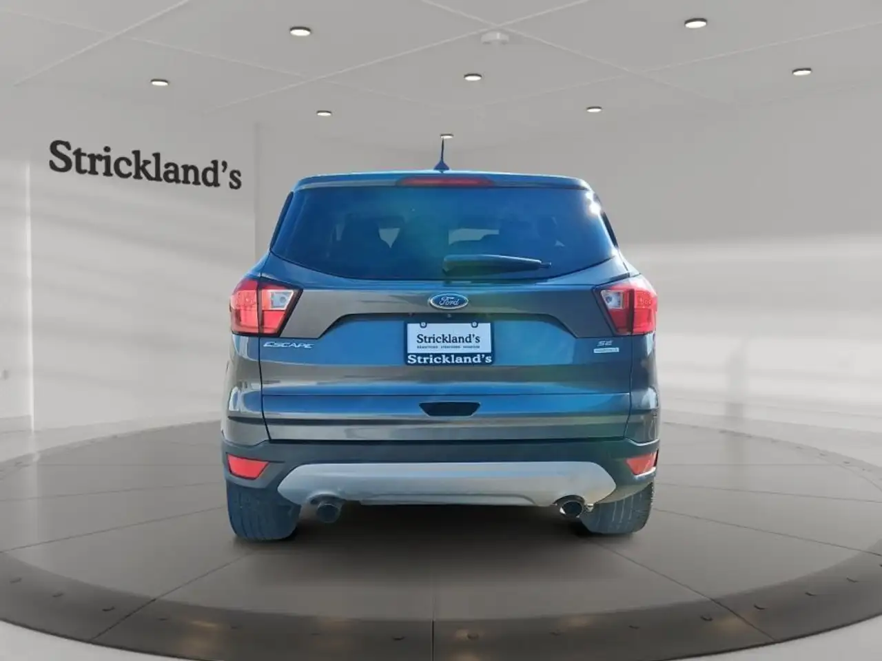 Ford Escape снимка Ford Escape