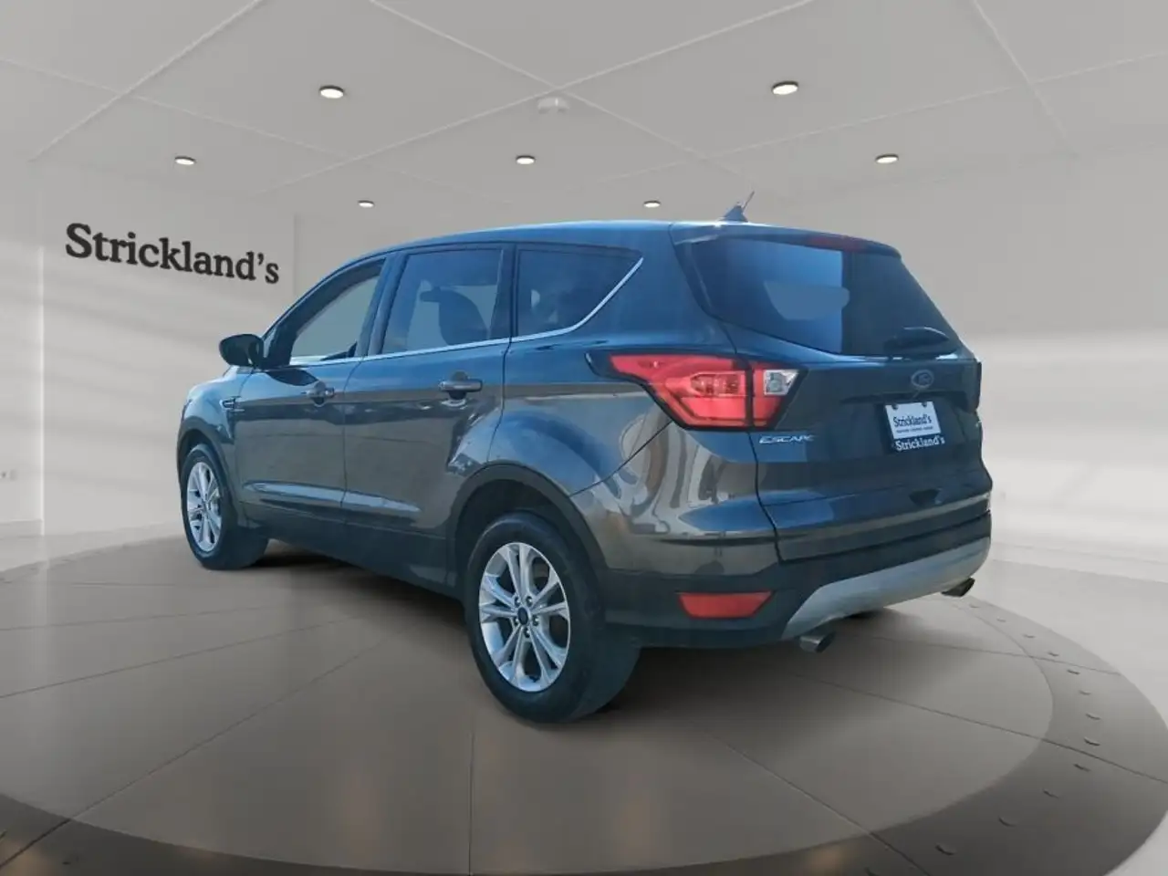 Ford Escape снимка Ford Escape