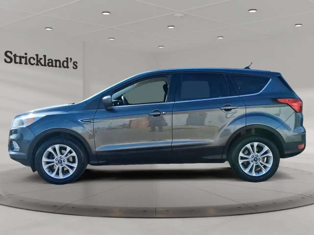 Ford Escape снимка Ford Escape