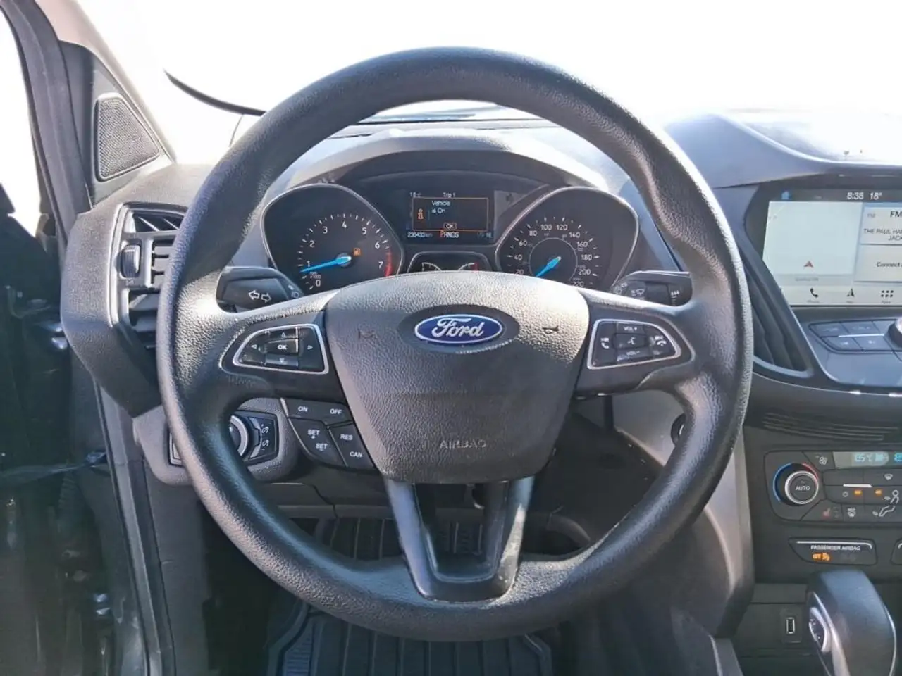 Ford Escape снимка Ford Escape