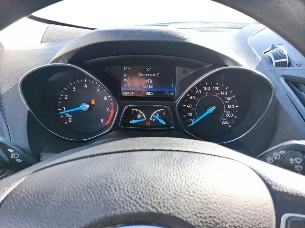 Ford Escape снимка Ford Escape