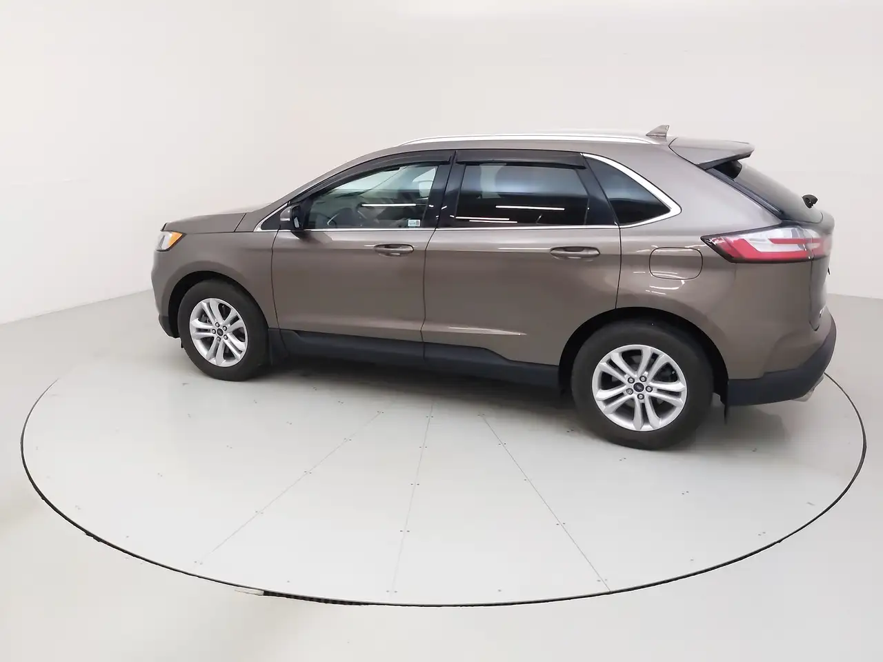 Ford Edge снимка Ford Edge