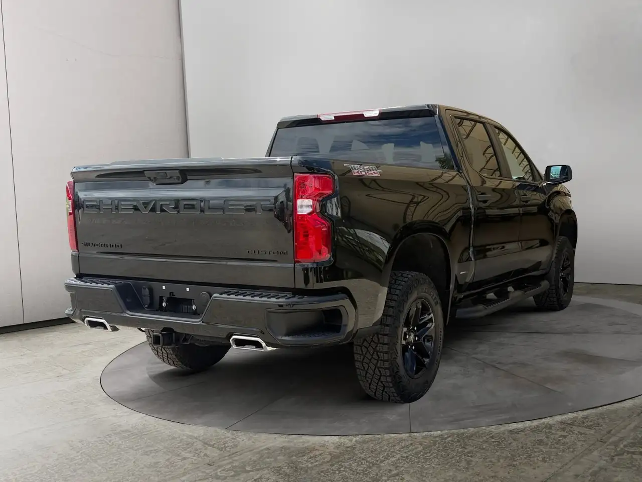 Chevrolet Silverado 1500 снимка Chevrolet Silverado 1500