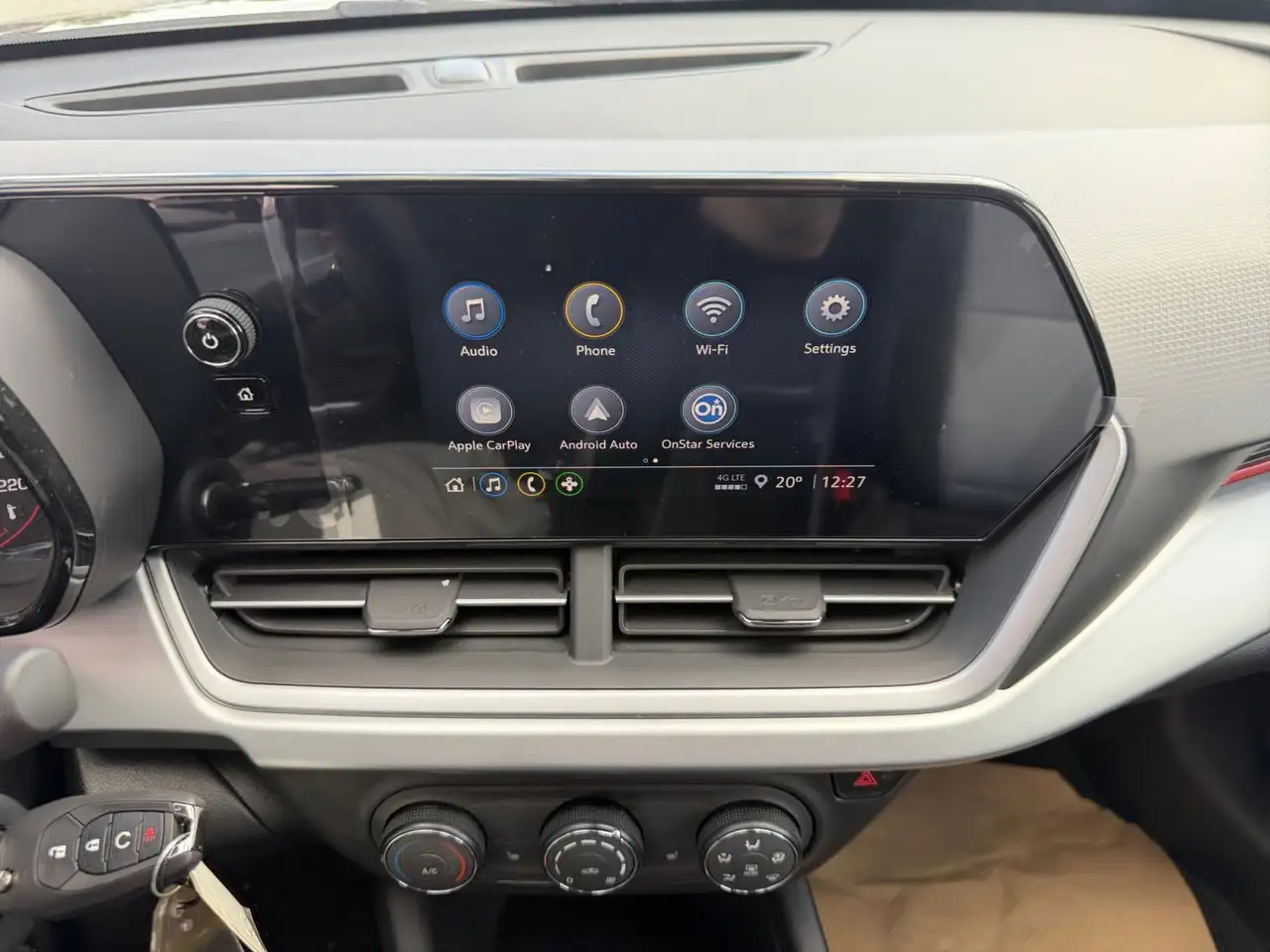 Chevrolet Trax photo Chevrolet Trax