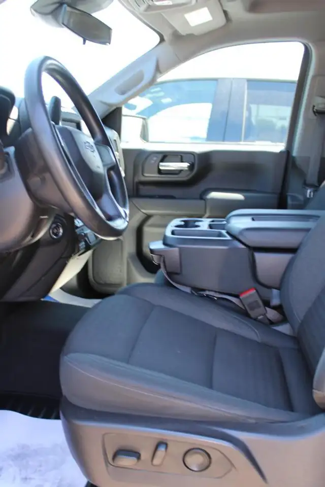 Chevrolet Silverado 1500 photo Chevrolet Silverado 1500