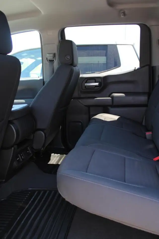 Chevrolet Silverado 1500 photo Chevrolet Silverado 1500