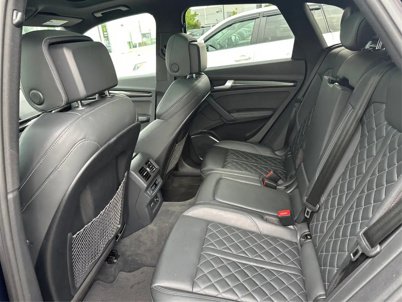 Audi SQ5 снимка Audi SQ5