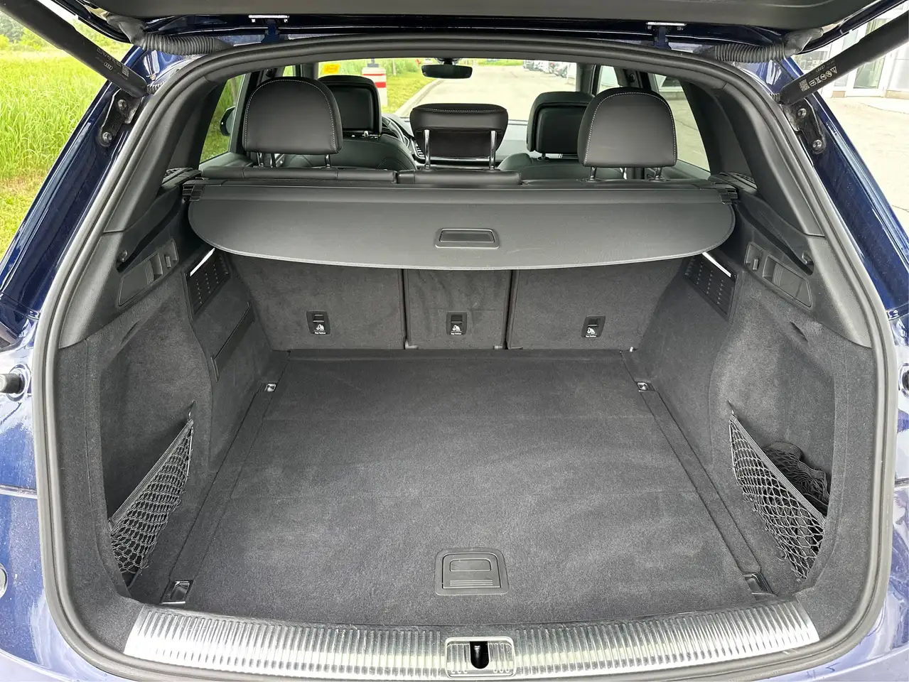 Audi SQ5 снимка Audi SQ5