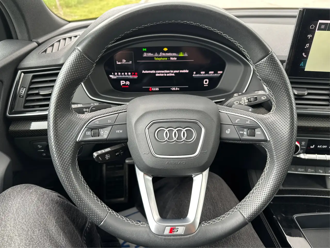 Audi SQ5 снимка Audi SQ5