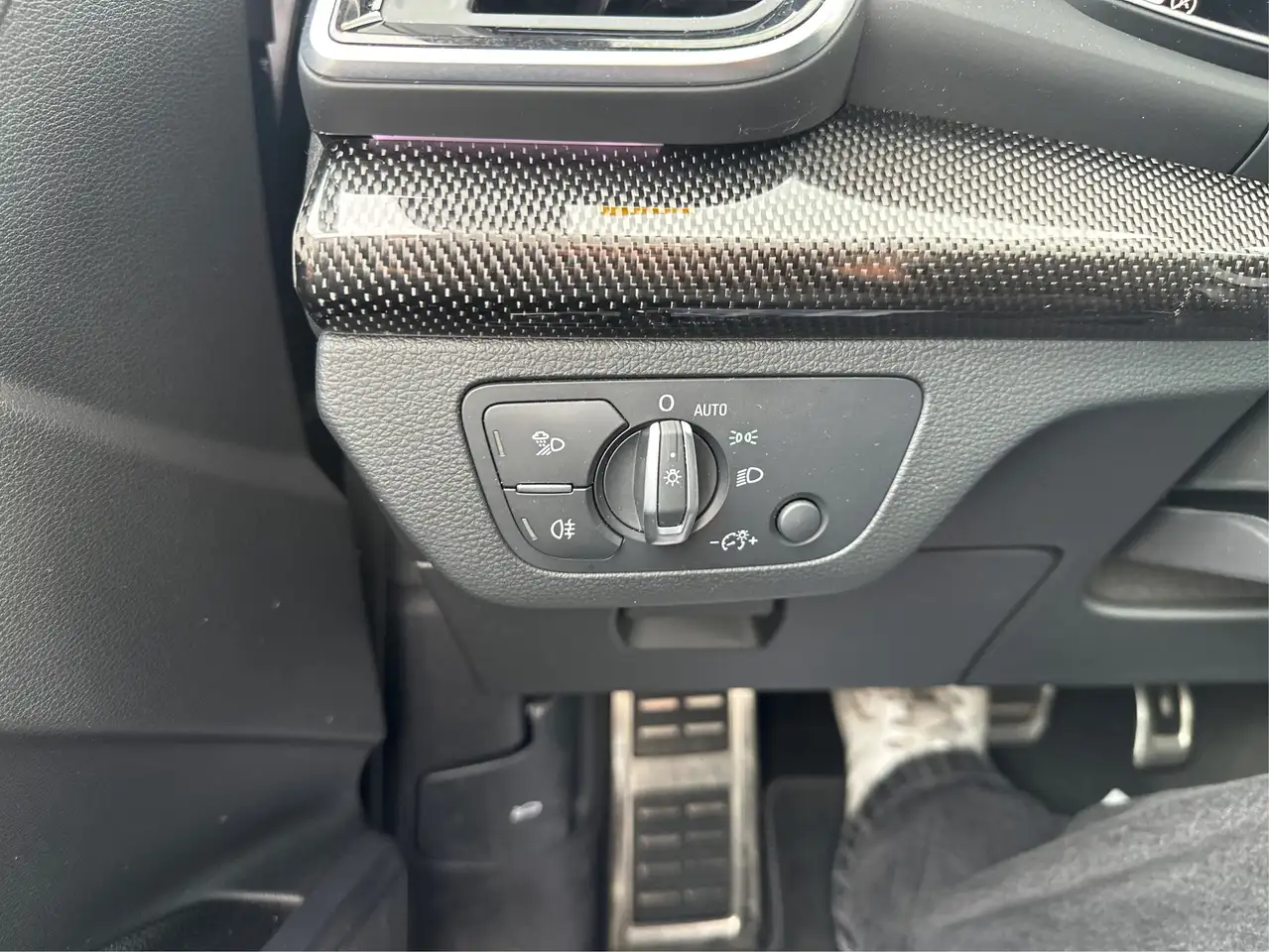 Audi SQ5 снимка Audi SQ5