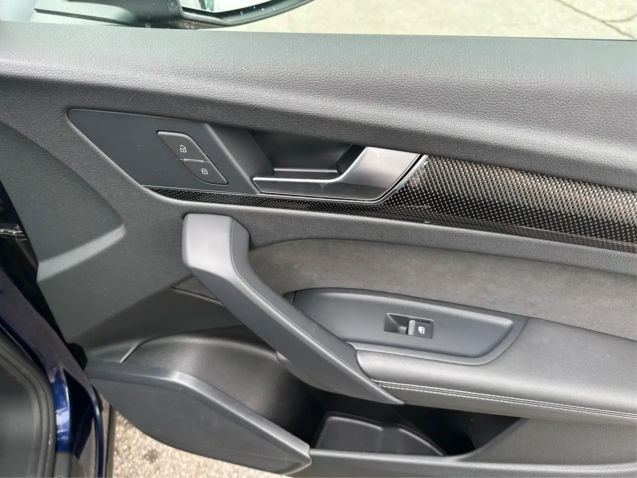 Audi SQ5 снимка Audi SQ5