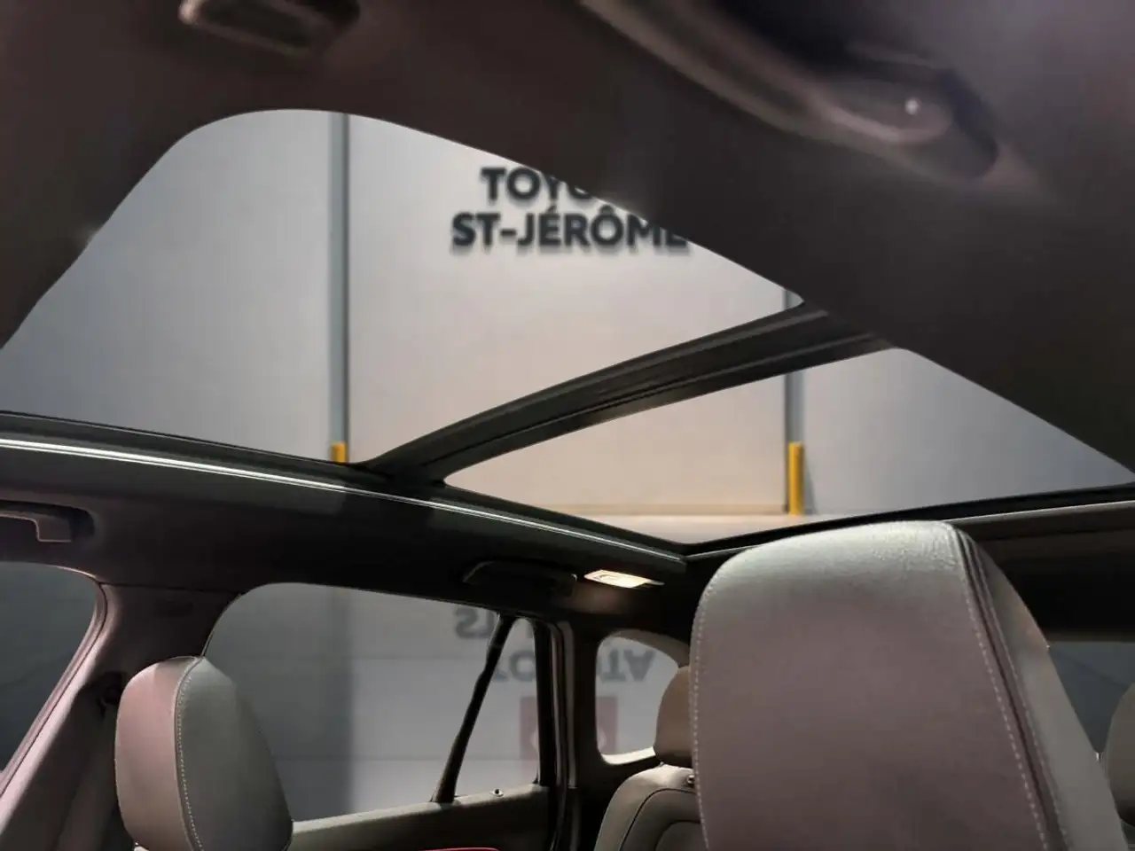 BMW X1 photo BMW X1