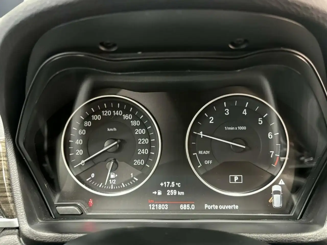BMW X1 photo BMW X1