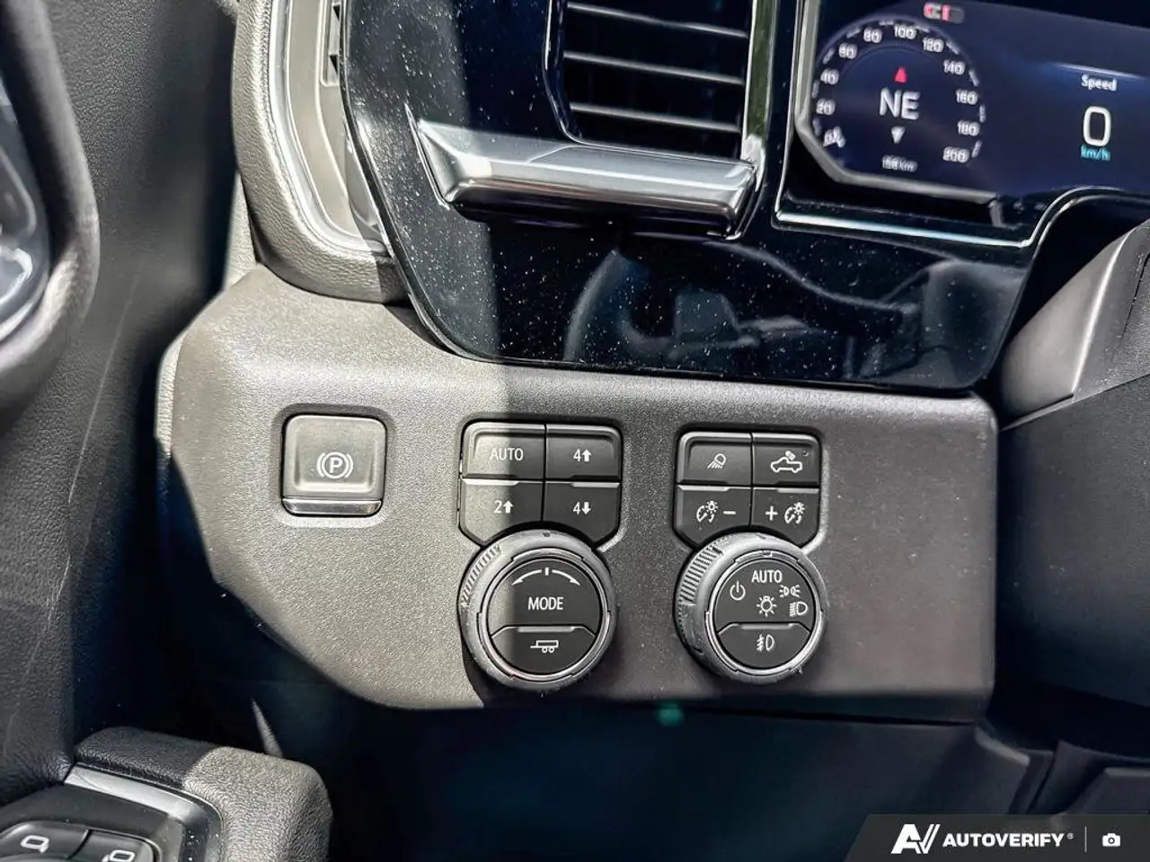Chevrolet Silverado 1500 fotografie Chevrolet Silverado 1500