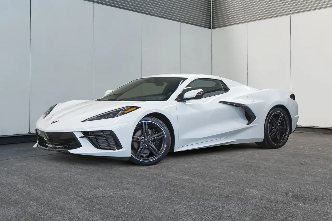 Chevrolet Corvette снимка Chevrolet Corvette