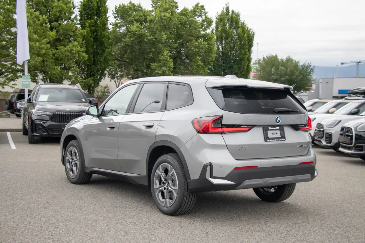 BMW X1 снимка BMW X1