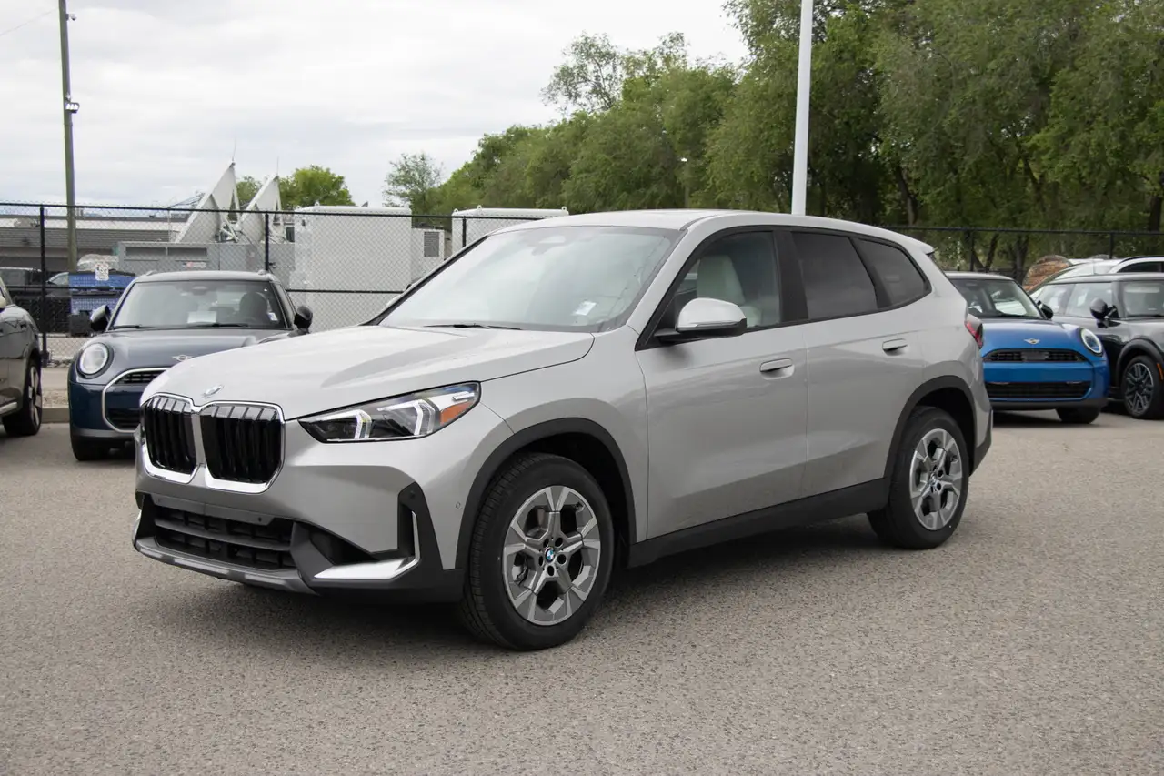 BMW X1 снимка BMW X1