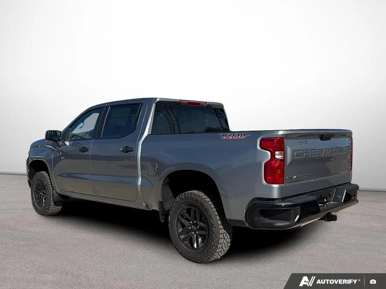 Chevrolet Silverado 1500 снимка Chevrolet Silverado 1500