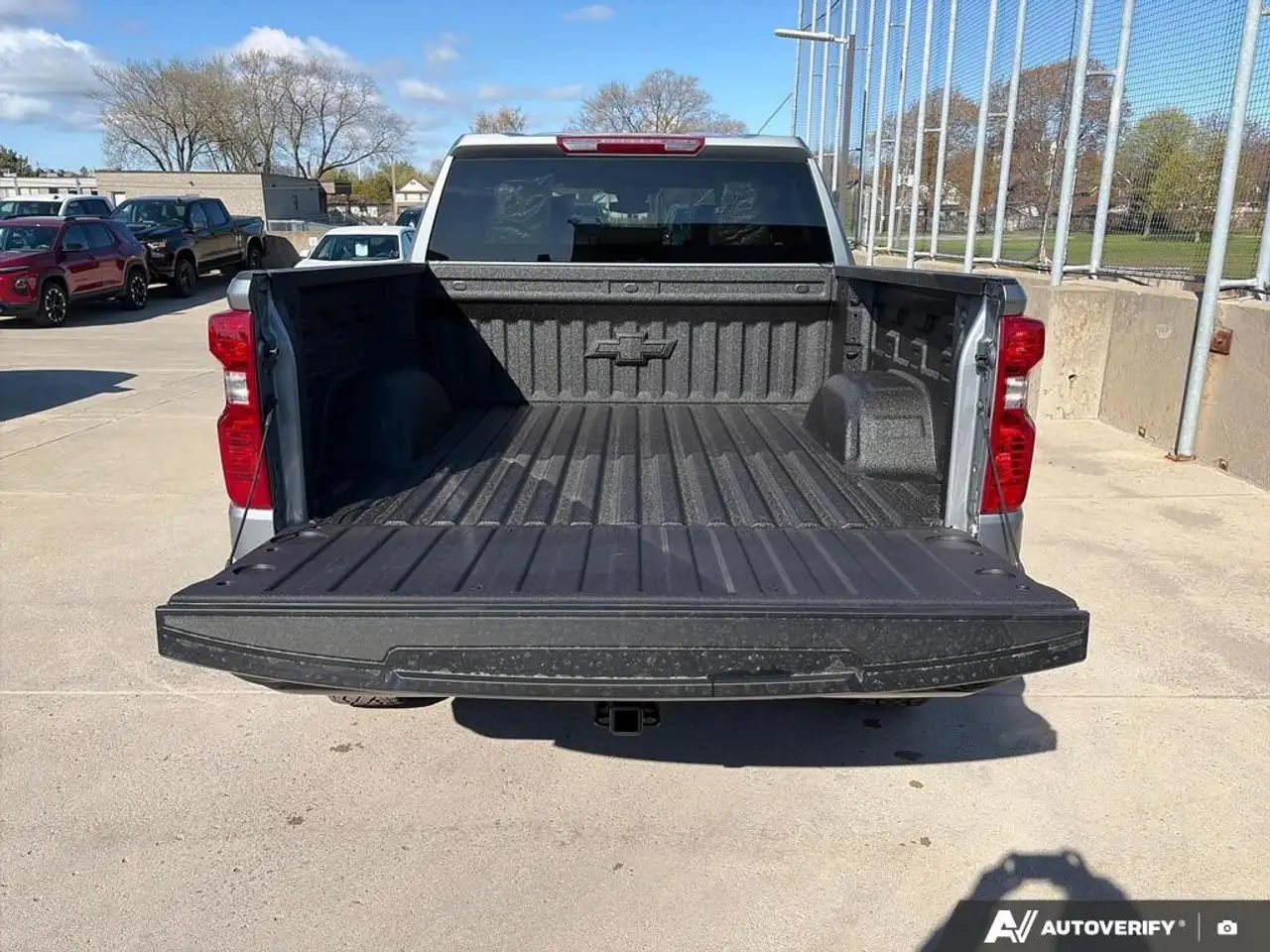 Chevrolet Silverado 1500 снимка Chevrolet Silverado 1500